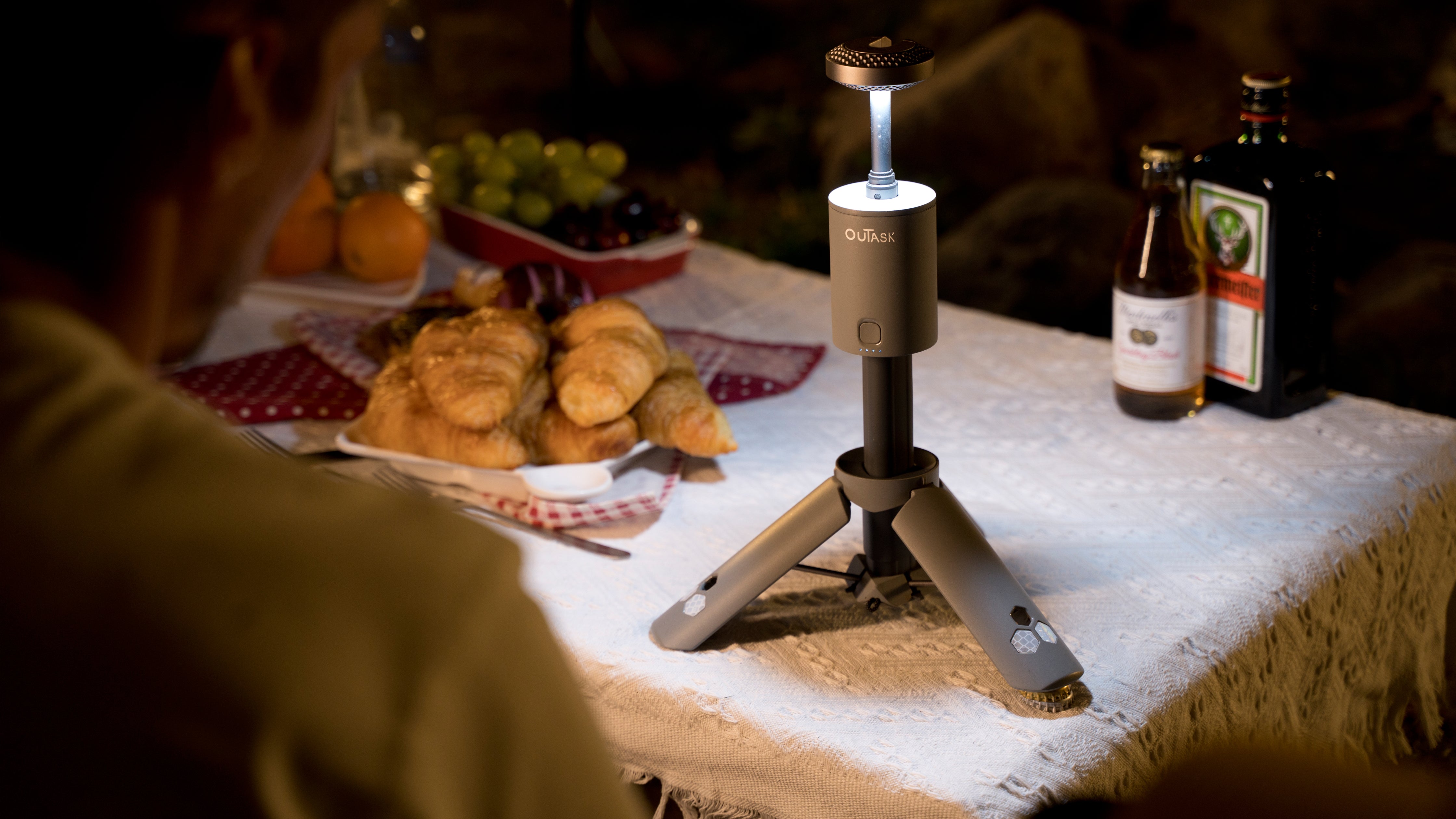 OuTask TD-1 Multifunction Camp Light